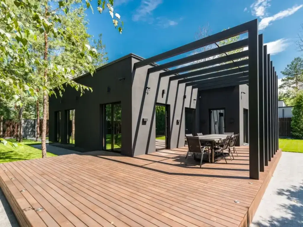 Backyard patio deck - Chameleon Property Rehabs